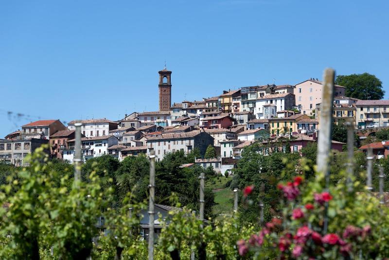 Cascina Spinerola Hotel Moncalvo Buitenkant foto