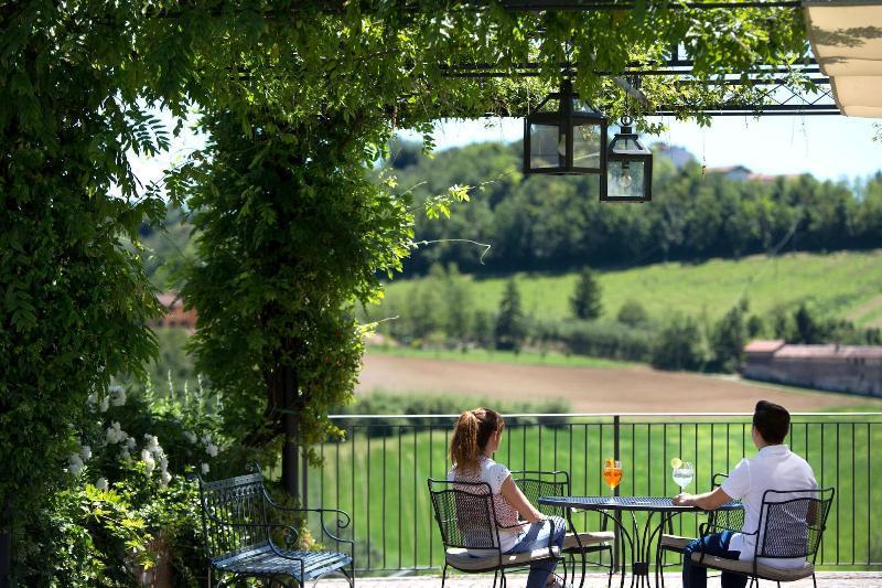 Cascina Spinerola Hotel Moncalvo Buitenkant foto